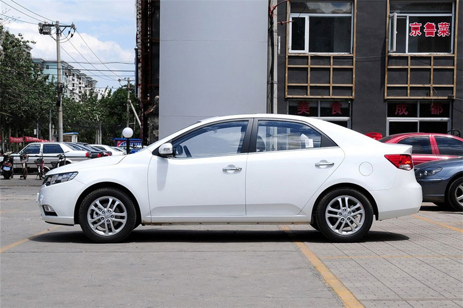 福瑞迪 2012款 1.6L AT Premium 纪念版 外观 