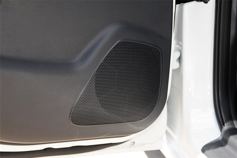 福瑞迪 2012款 1.6L AT Premium 纪念版 空间