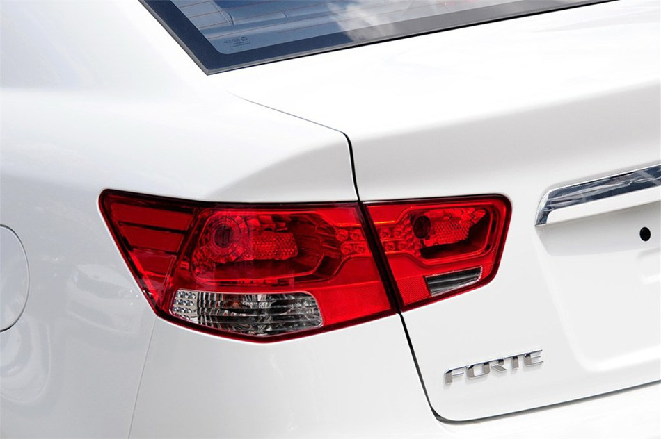 福瑞迪 2012款 1.6L AT Premium 纪念版 细节