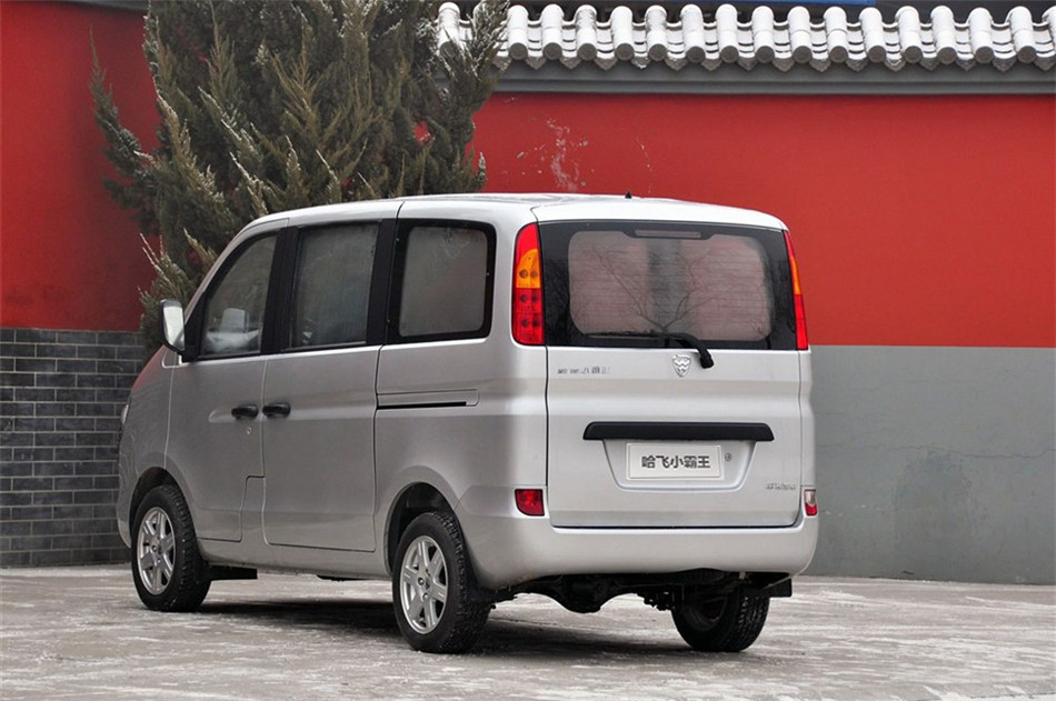 2010款小霸王1.0L手动豪华型