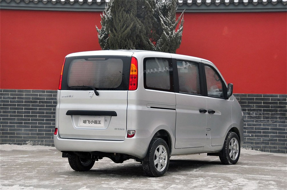 2010款小霸王1.0L手动豪华型