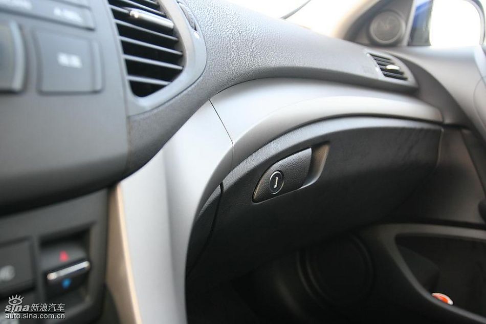 思铂睿内饰及细节