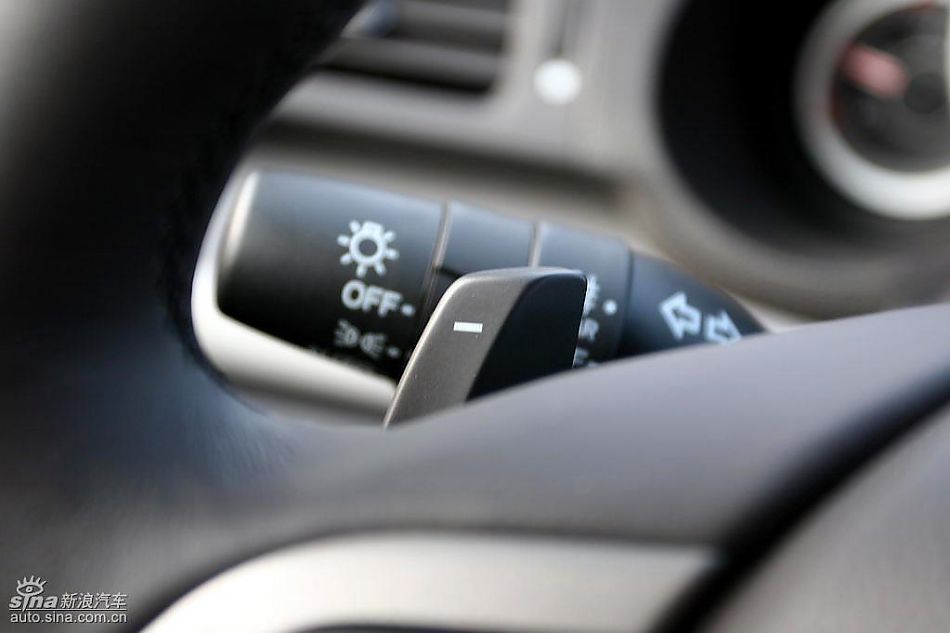 思铂睿内饰及细节