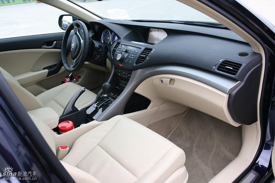 思铂睿内饰及细节
