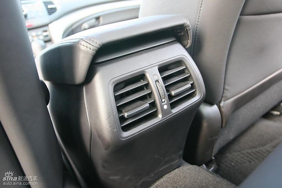 思铂睿内饰及细节