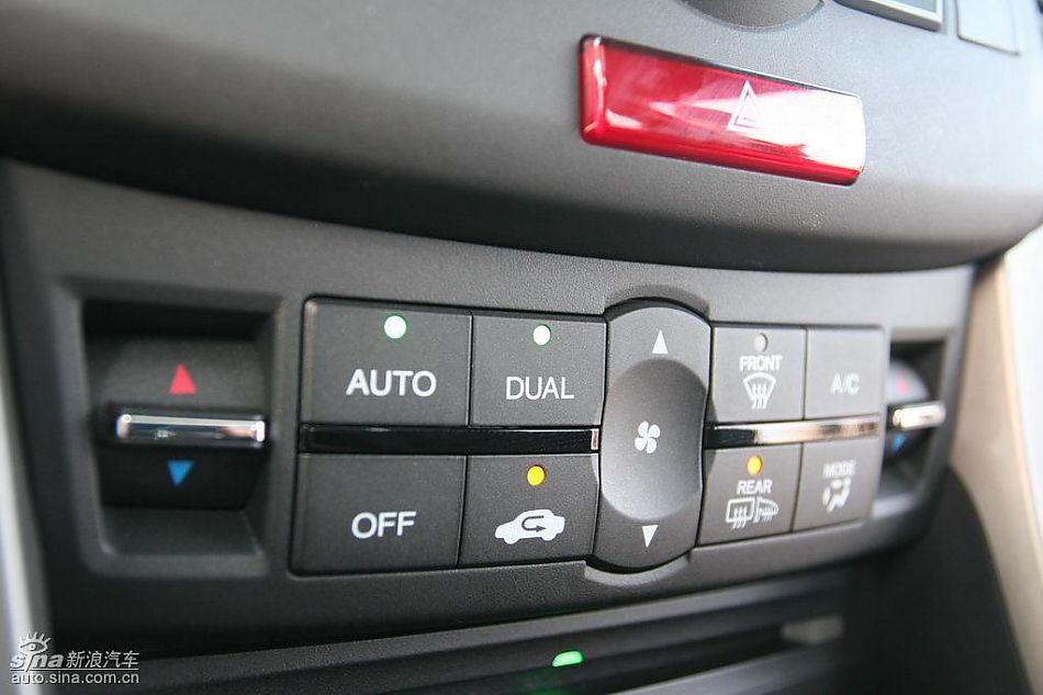 思铂睿内饰及细节