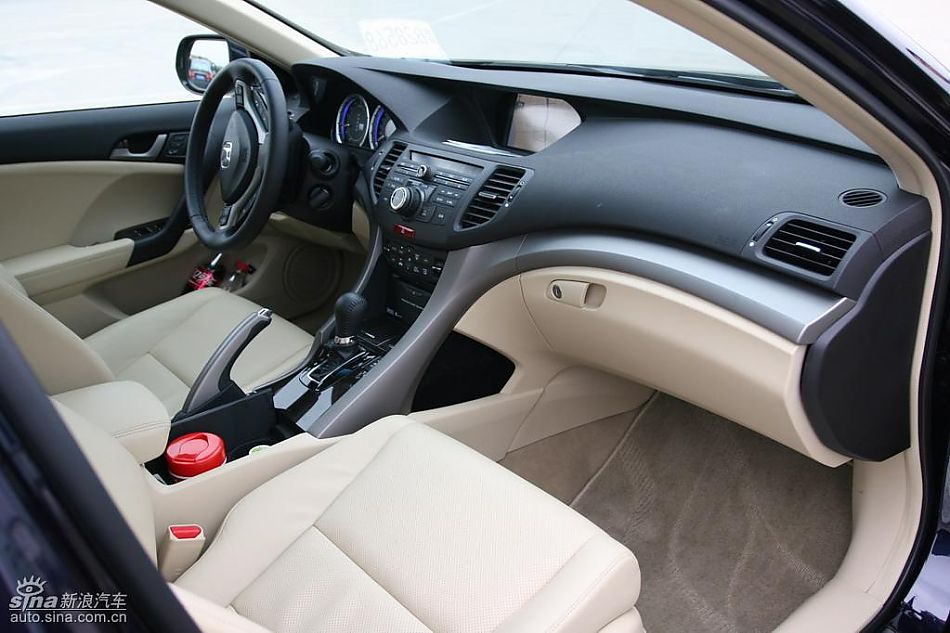 思铂睿内饰及细节