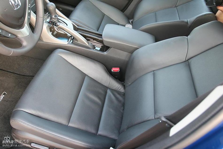 思铂睿内饰及细节