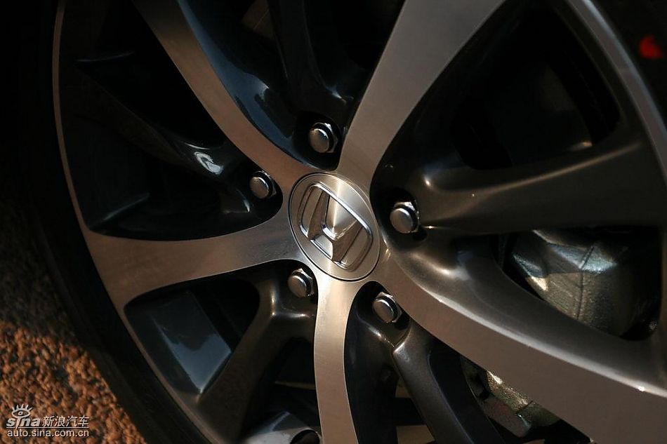 思铂睿Type-S外观及细节