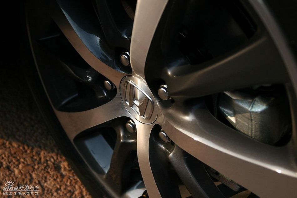 思铂睿Type-S外观及细节