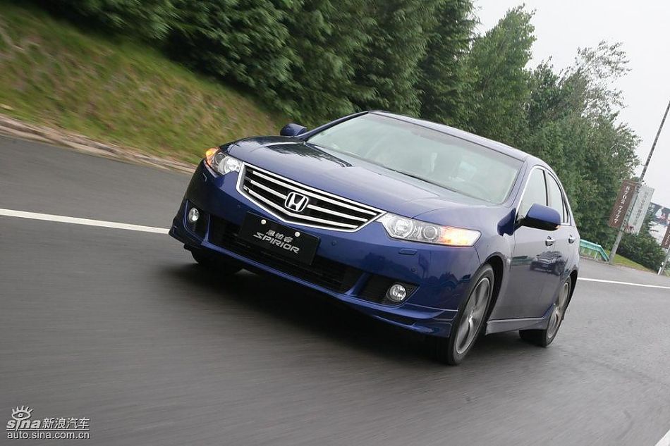 思铂睿行驶动态