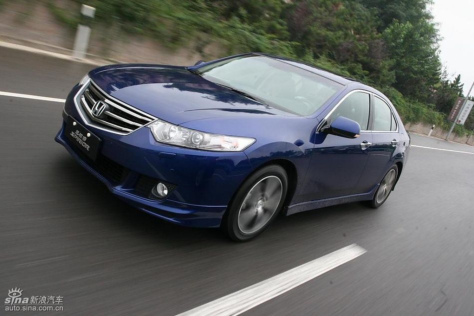 思铂睿行驶动态