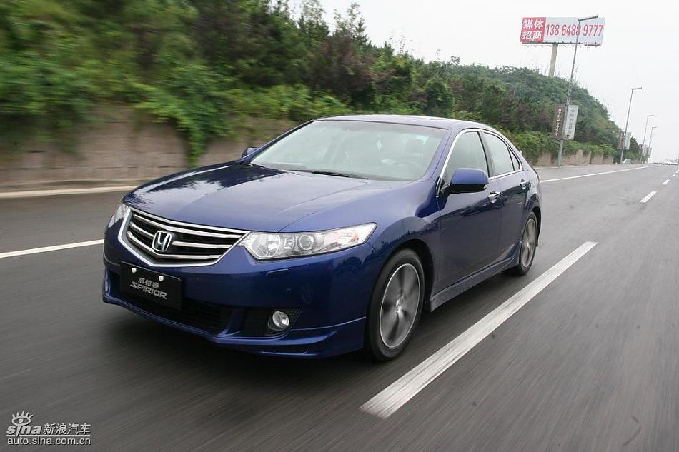 思铂睿行驶动态