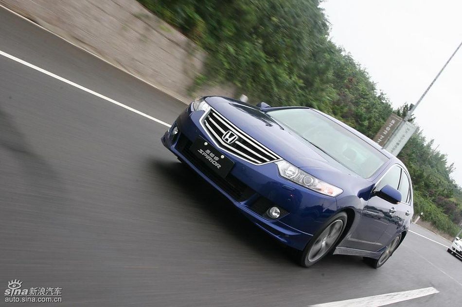 思铂睿行驶动态