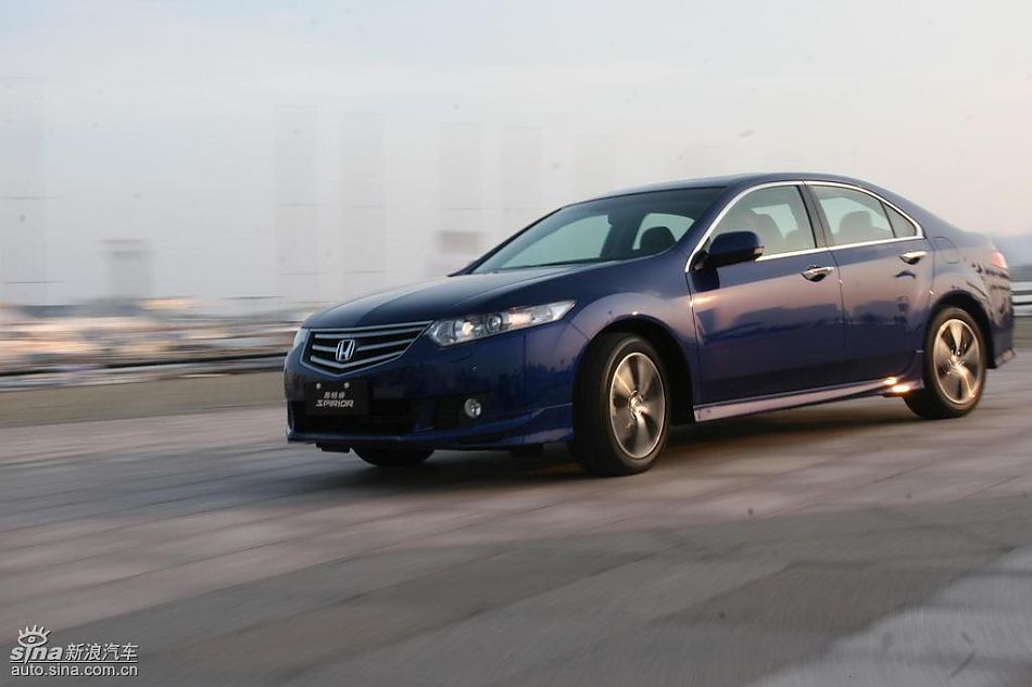 思铂睿行驶动态