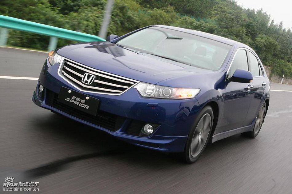 思铂睿行驶动态