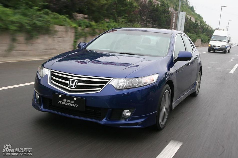 思铂睿行驶动态