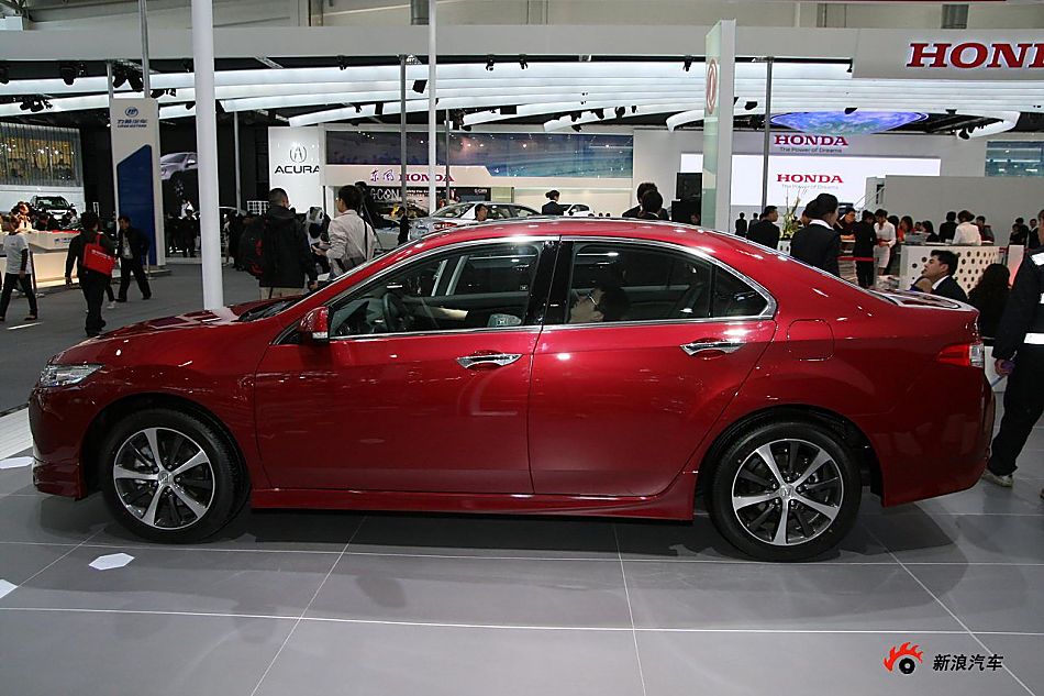 东风本田思铂睿