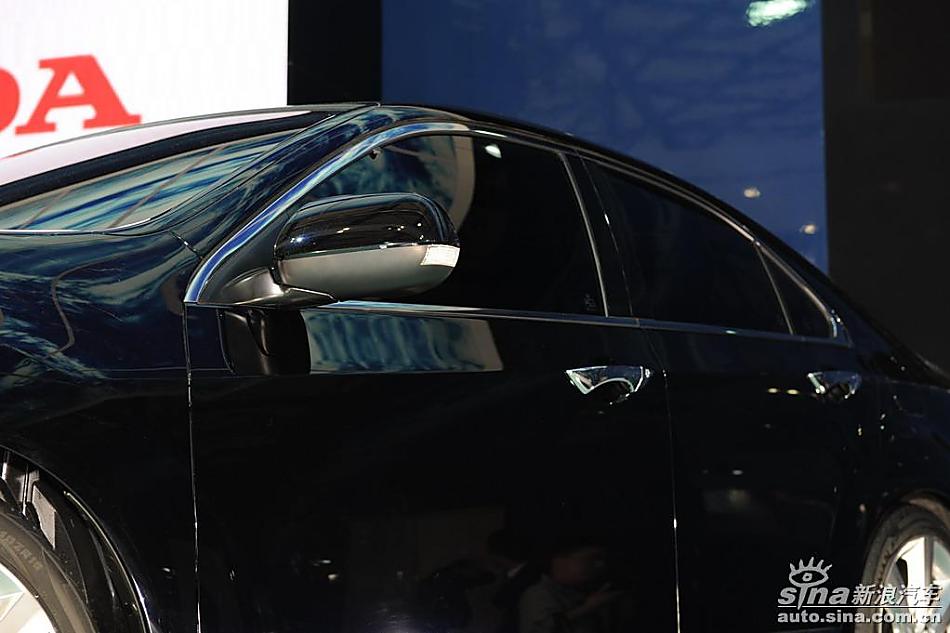 东风本田思铂睿车展实拍图