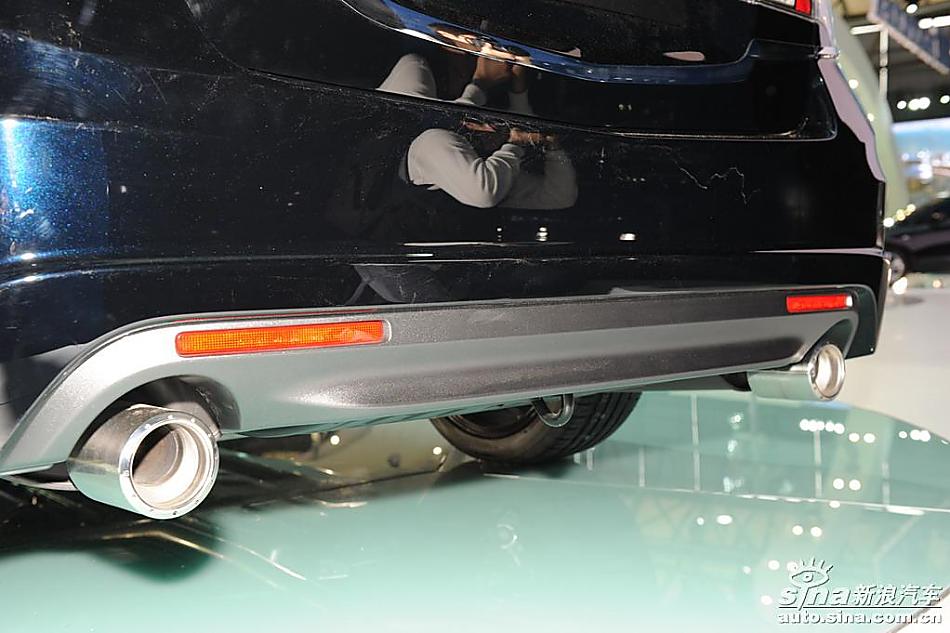 东风本田思铂睿车展实拍图