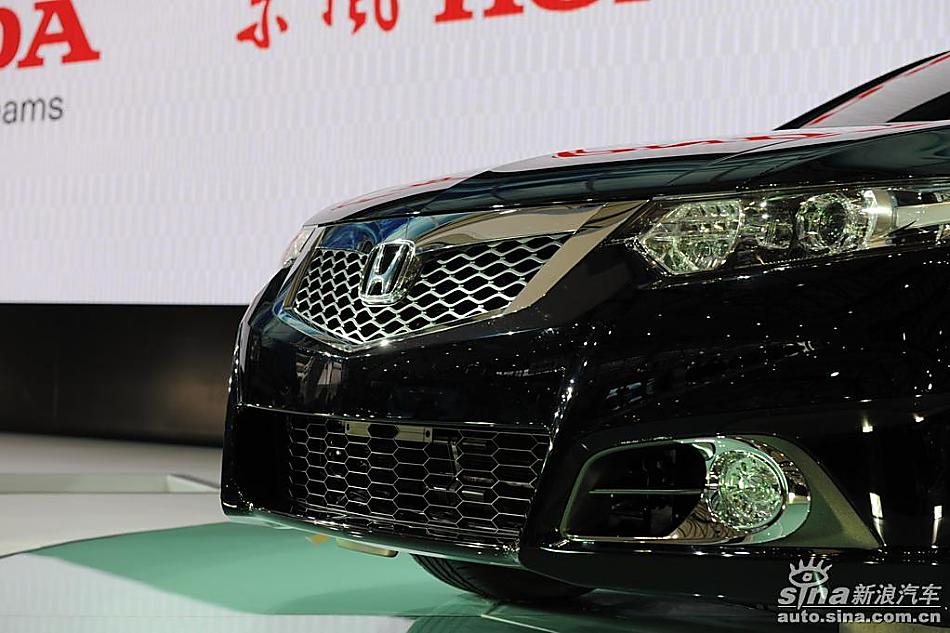东风本田思铂睿车展实拍图
