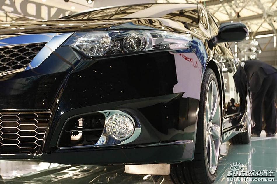 东风本田思铂睿车展实拍图