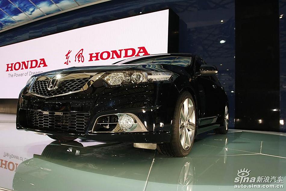 东风本田思铂睿车展实拍图