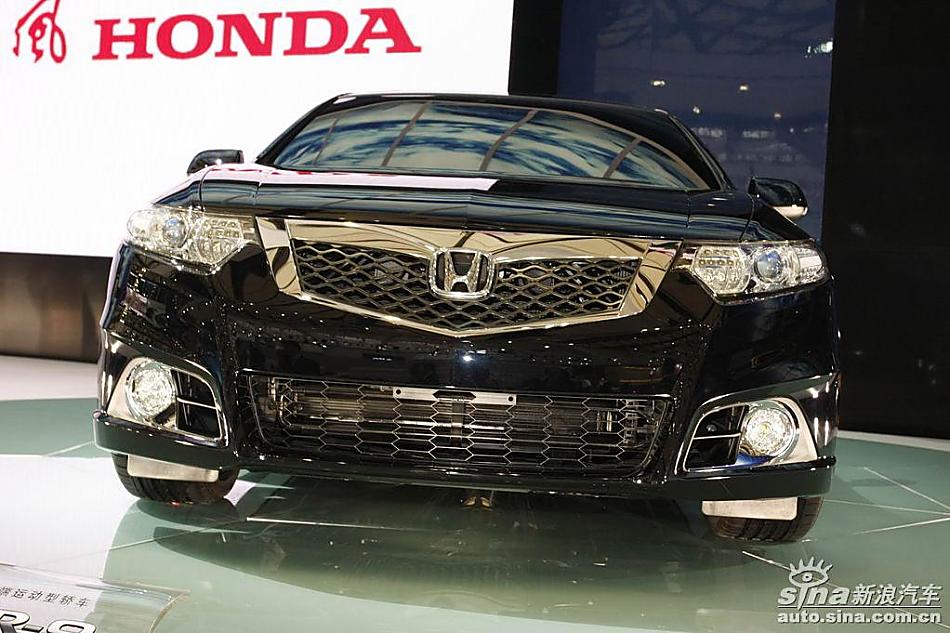 东风本田思铂睿车展实拍图
