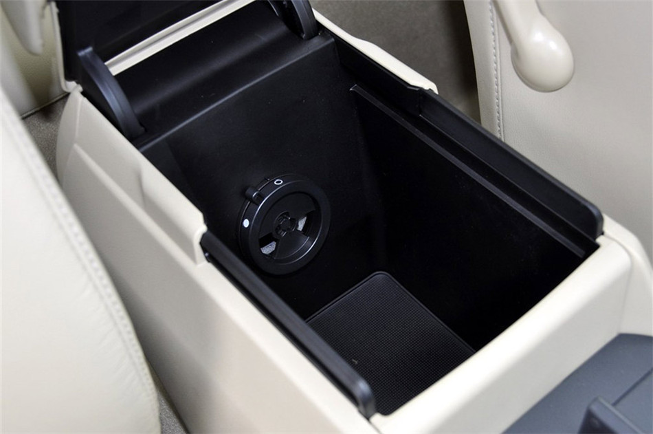 2013款思铂睿2.0L自动豪华版