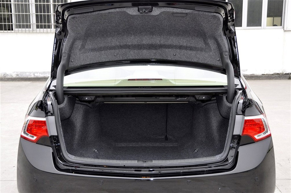 2013款思铂睿2.0L自动豪华版