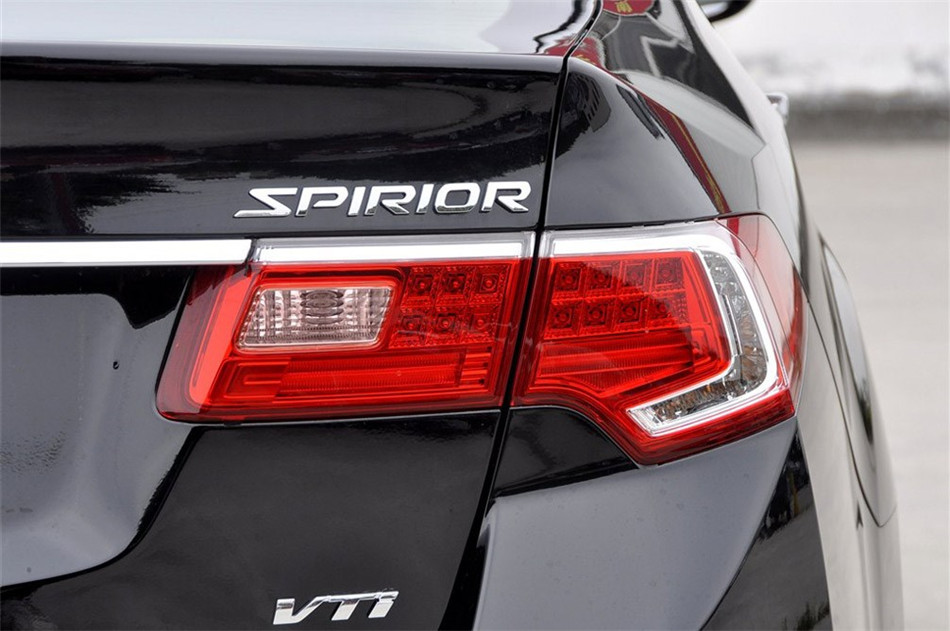 2013款思铂睿2.0L自动豪华版