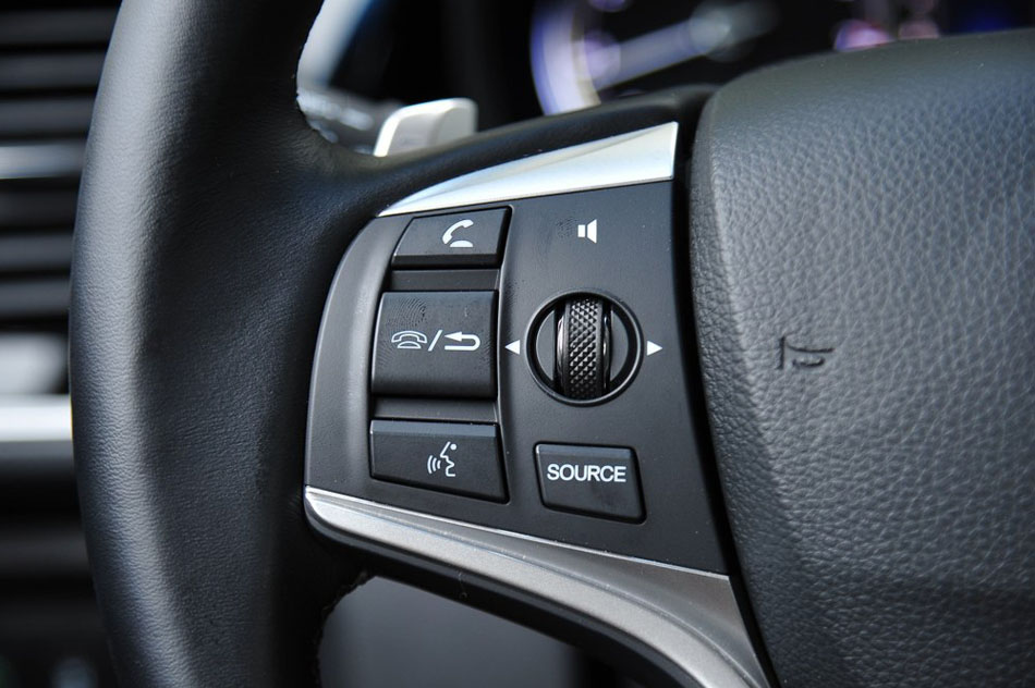 2015款 2.0L 尊贵版 内饰