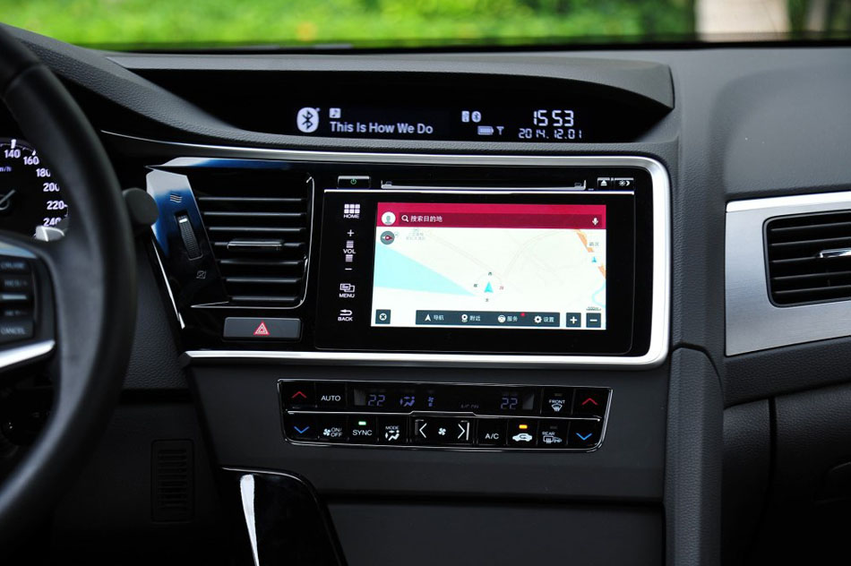 2015款 2.0L 尊贵版 内饰