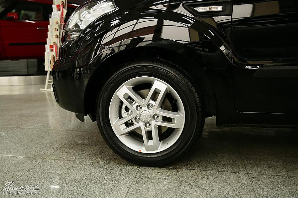 起亚Soul到店两百张高清实拍