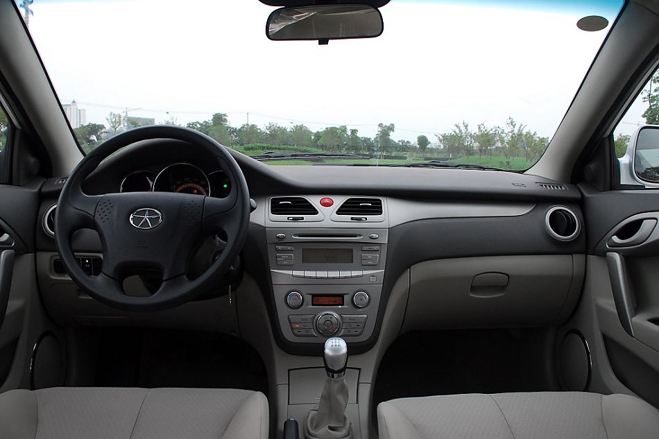 江淮和悦内饰图