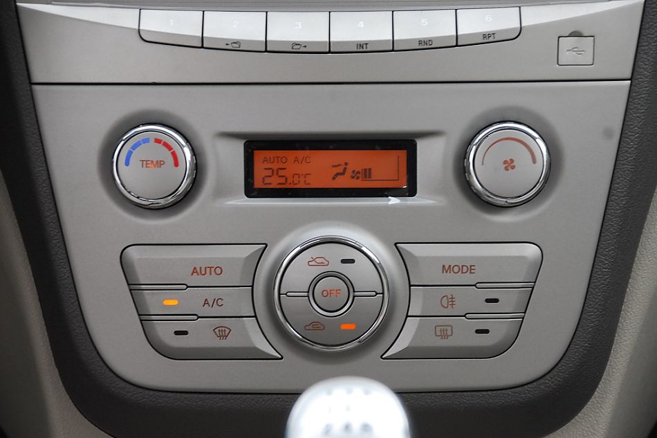 江淮和悦内饰图