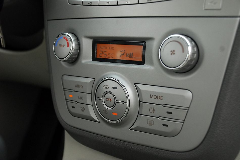 江淮和悦内饰图