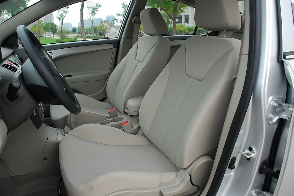 江淮和悦内饰图