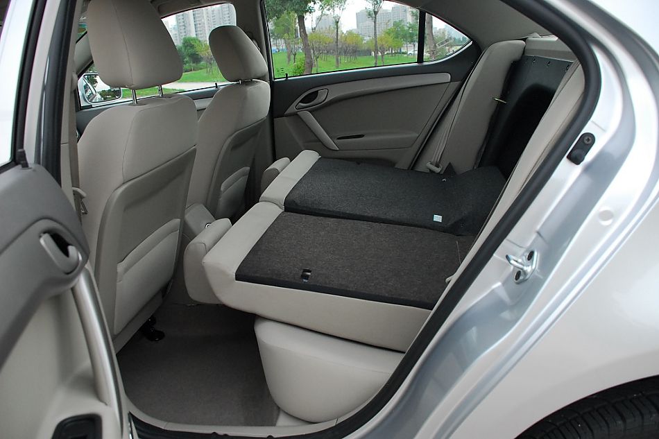 江淮和悦内饰图