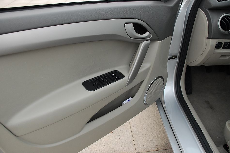 江淮和悦内饰图