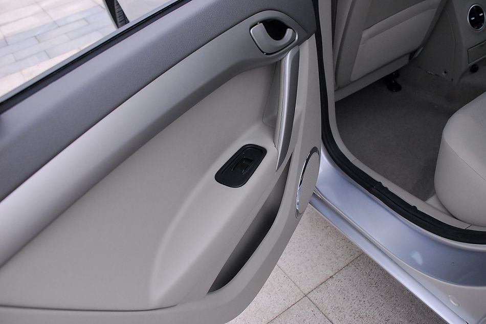 江淮和悦内饰图