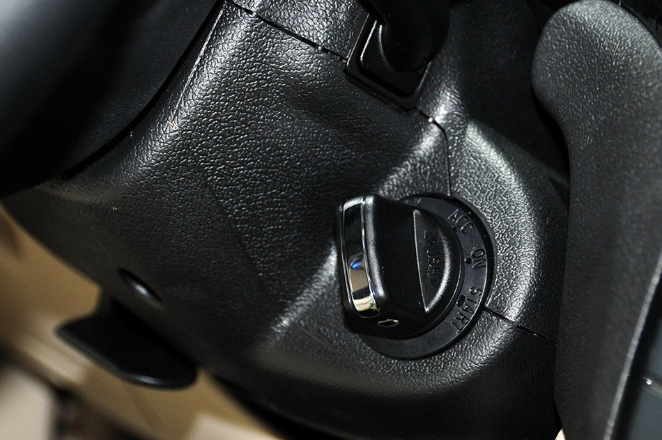 2014款 1.5L 手动尊逸型 内饰