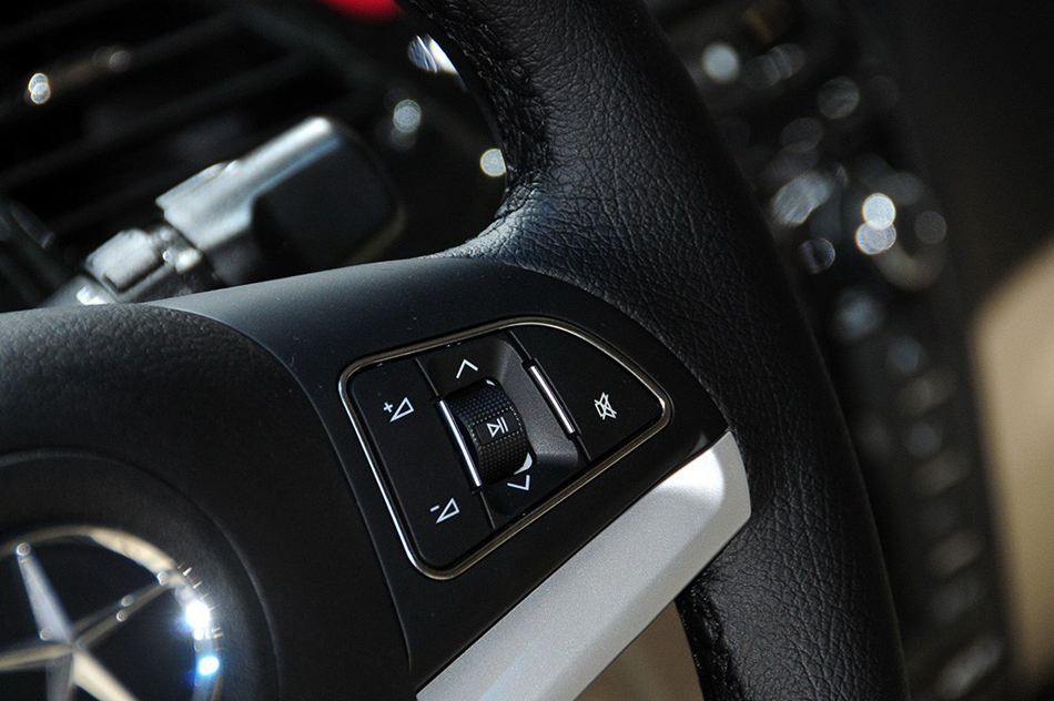 2014款 1.5L 手动尊逸型 内饰