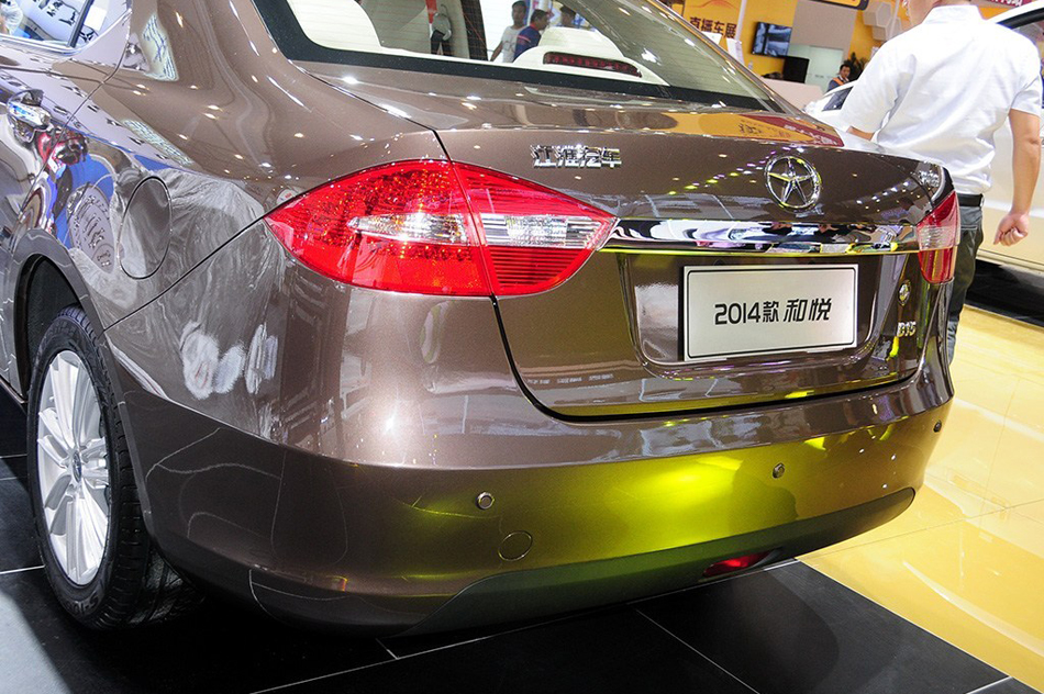 2014款 1.5L 手动尊逸型 其他