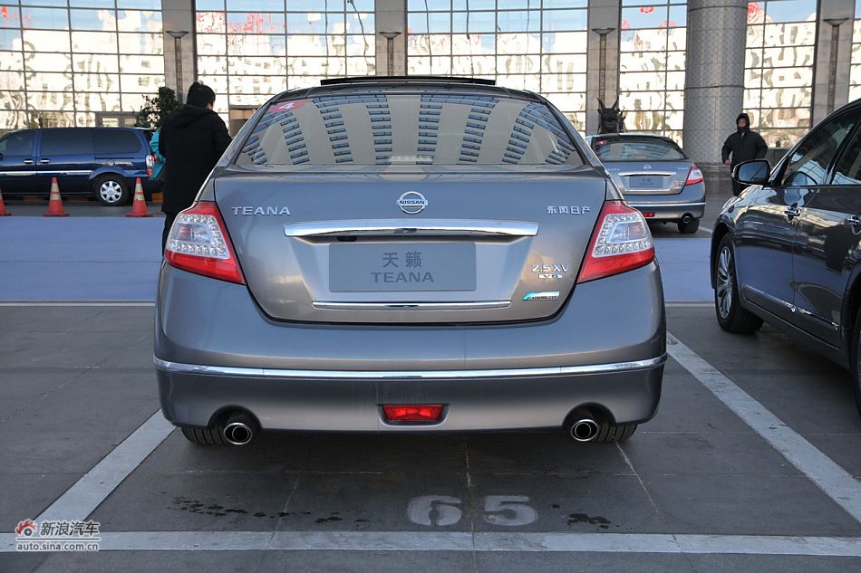 2011款天籁公爵实拍