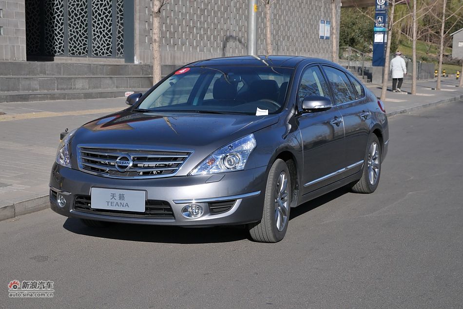 2011款天籁公爵实拍