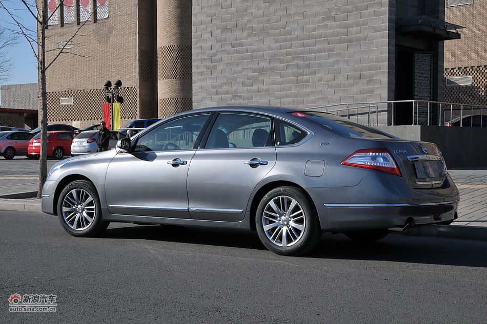 2011款天籁公爵实拍