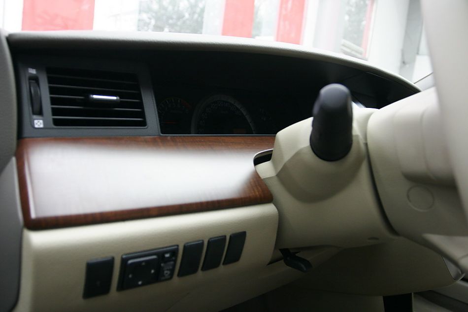 东风日产新天籁内饰