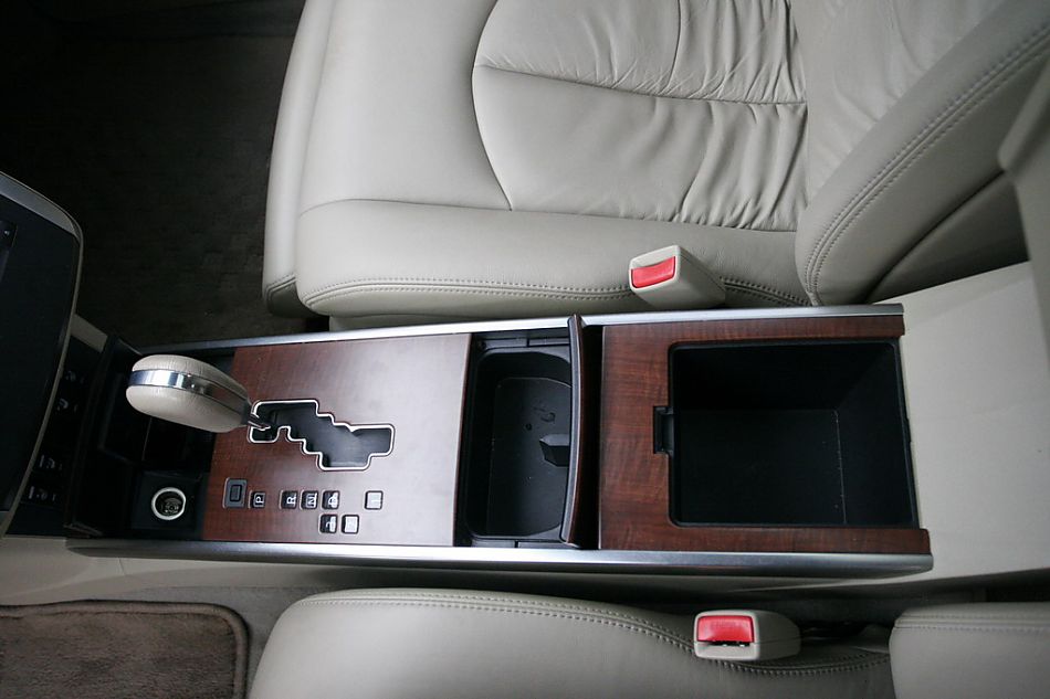 东风日产新天籁变速杆