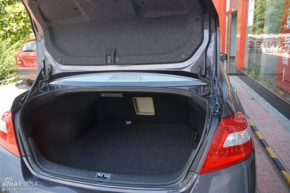 新天籁公爵系列3.5L至尊版